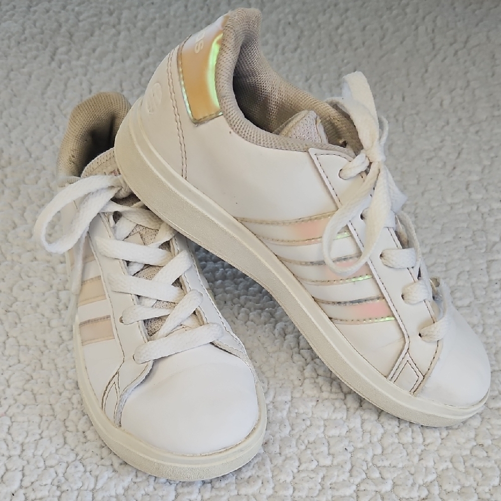 adidas White Pink Iridescent Girls 3 Stripe Super Star Sneakers Size 1